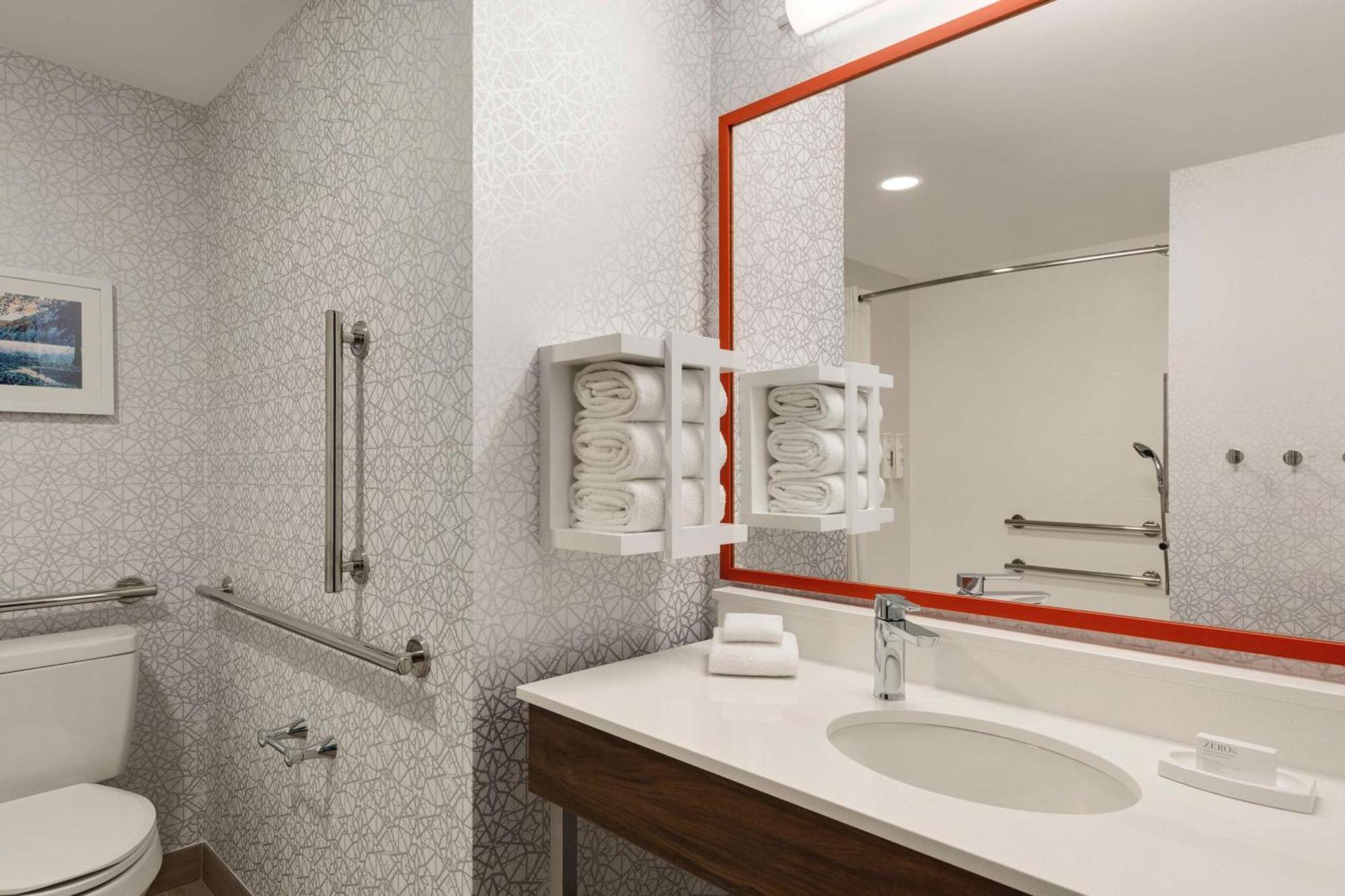 Hampton Inn Waynesboro/Stuarts Draft Fishersville Exterior photo